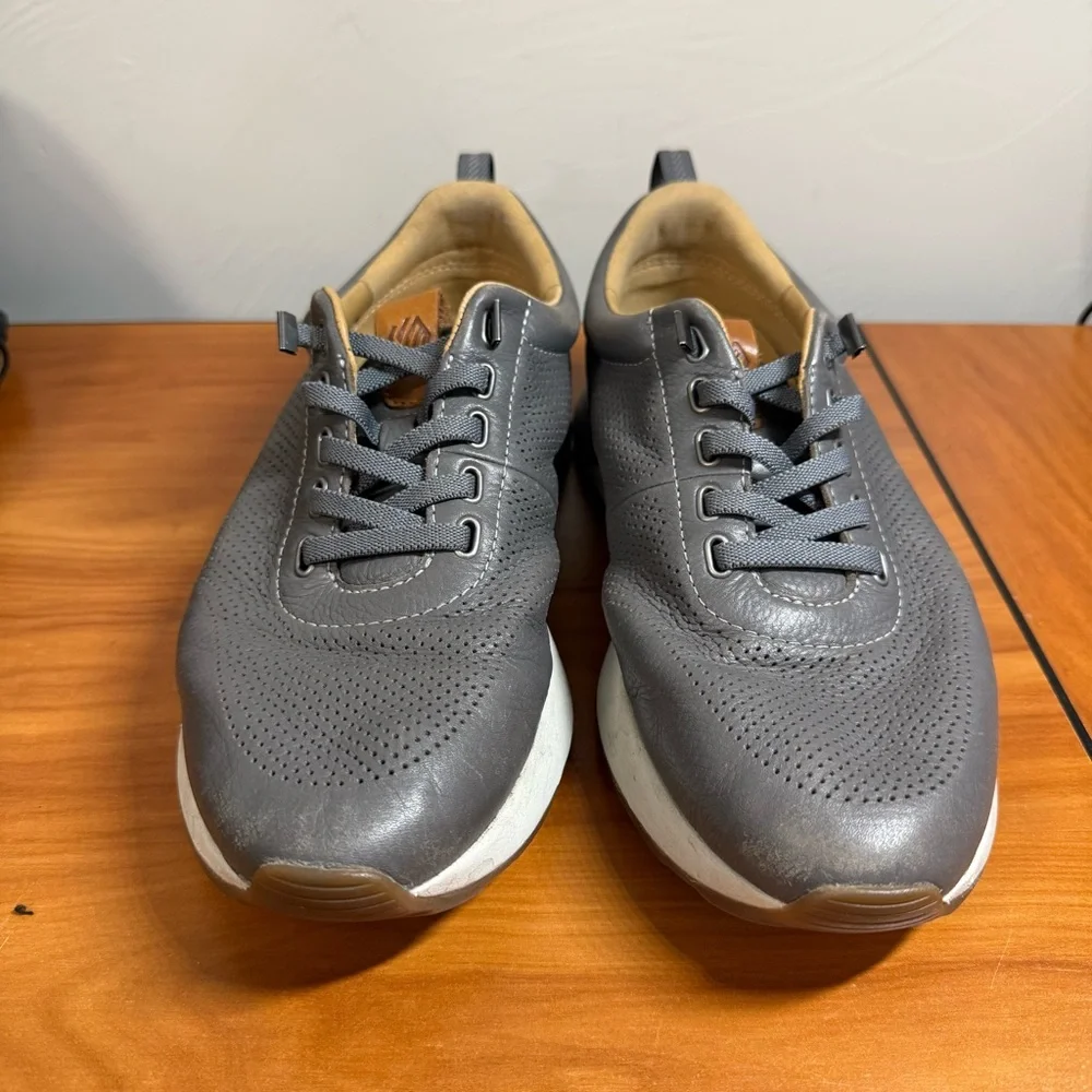 Johnston & Murphy Kinnon Perforated Jogger Grey Full Grain Sneaker Shoe Casual 9